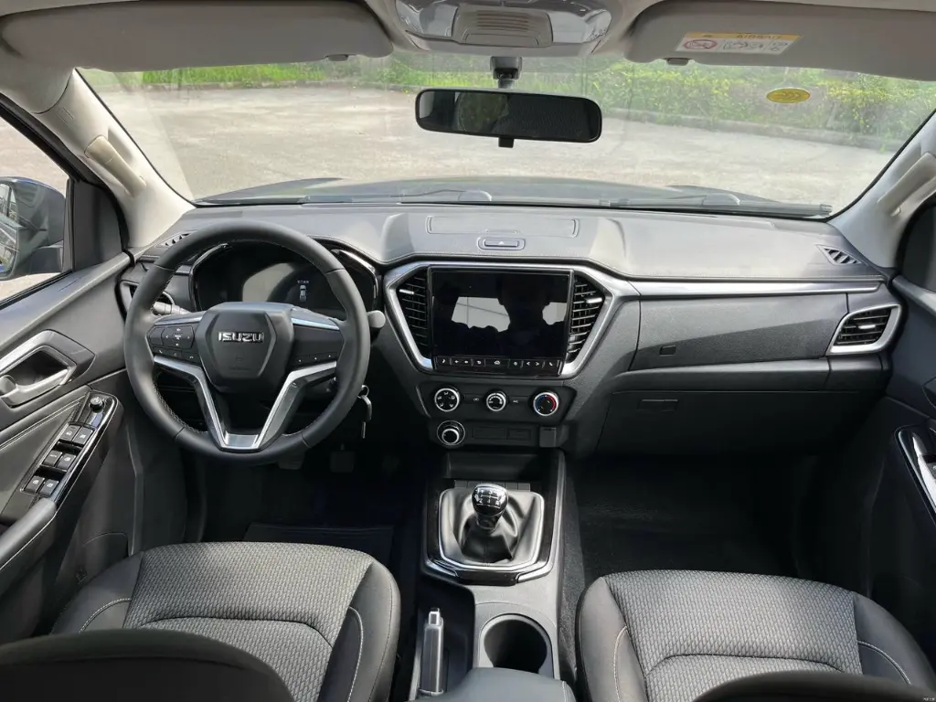 Isuzu10.webp